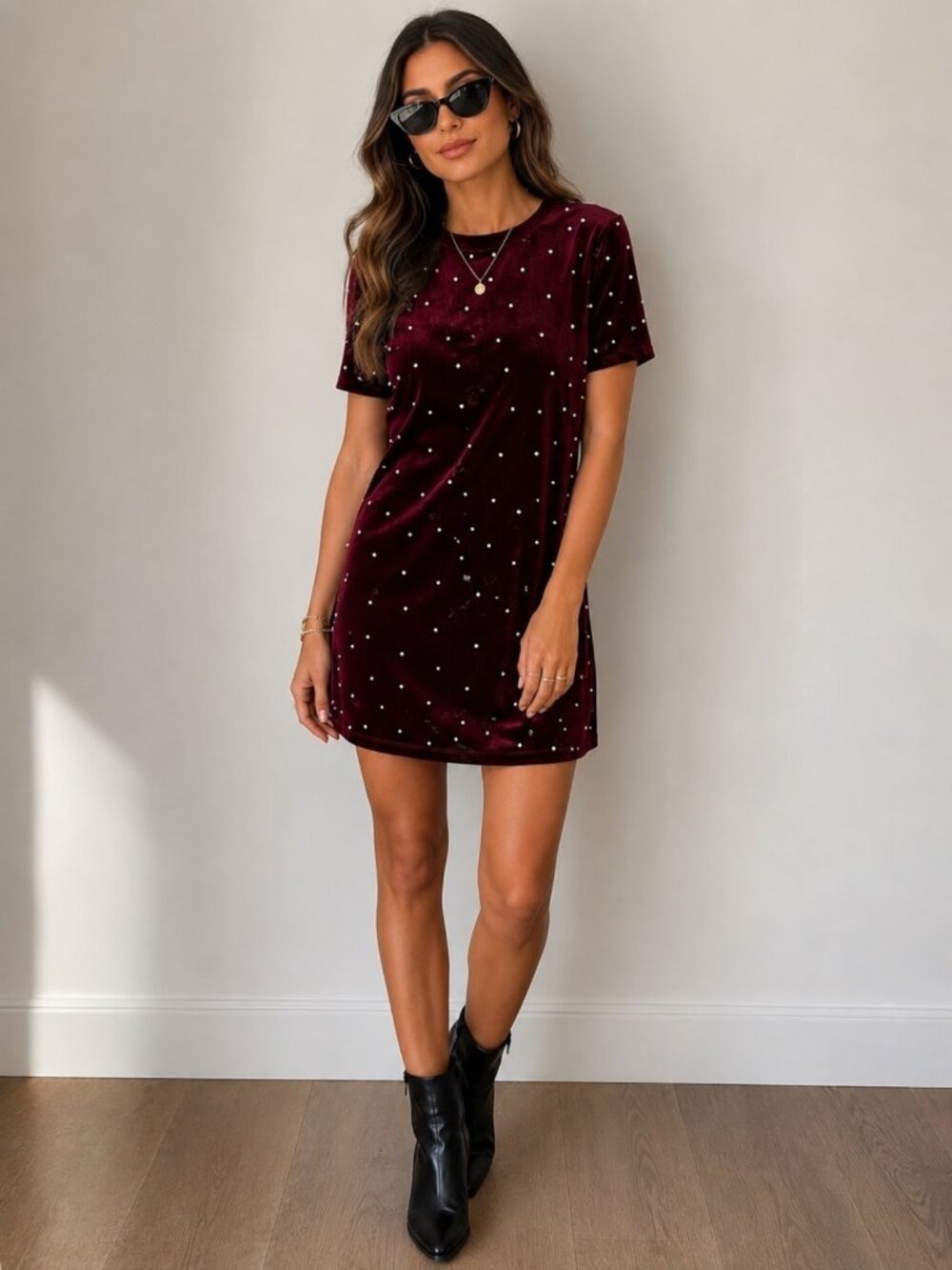 Vintage City Triangles burgundy velvet dress with faux pearls - Size Sm